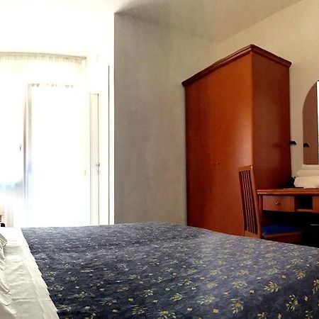 Hotel Villa Candia 리그나노 사비아도로 외부 사진